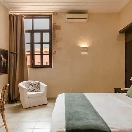 Alcanea Boutique 4* خانيا